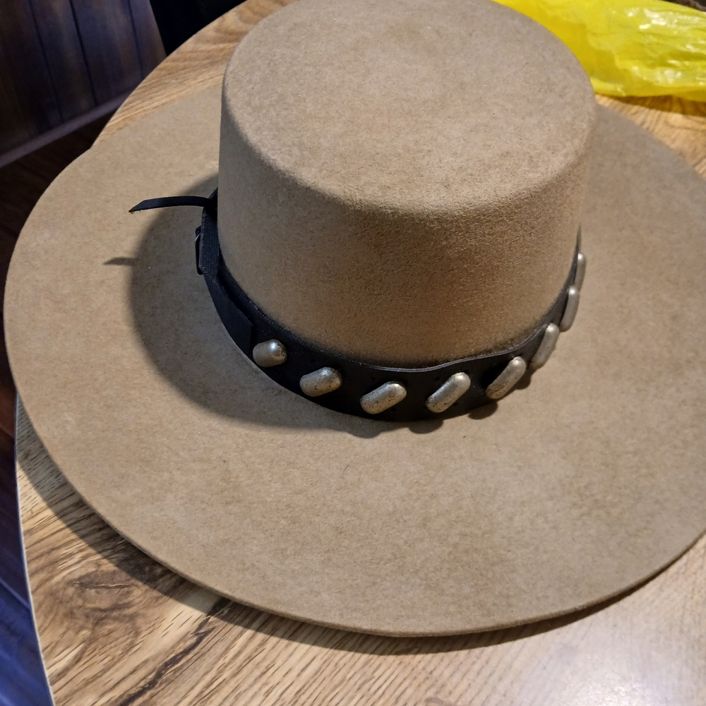 Vintage Car Lop Mexican Womans Sombrero Size 55. 6 7/8 American.